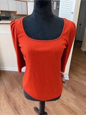 Studio by JPR Ribbed Square-Neck 3/4 Sleeve Top in Rust, NWT, size M